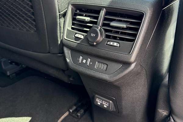 2022 Peugeot 5008 GT Sport P87