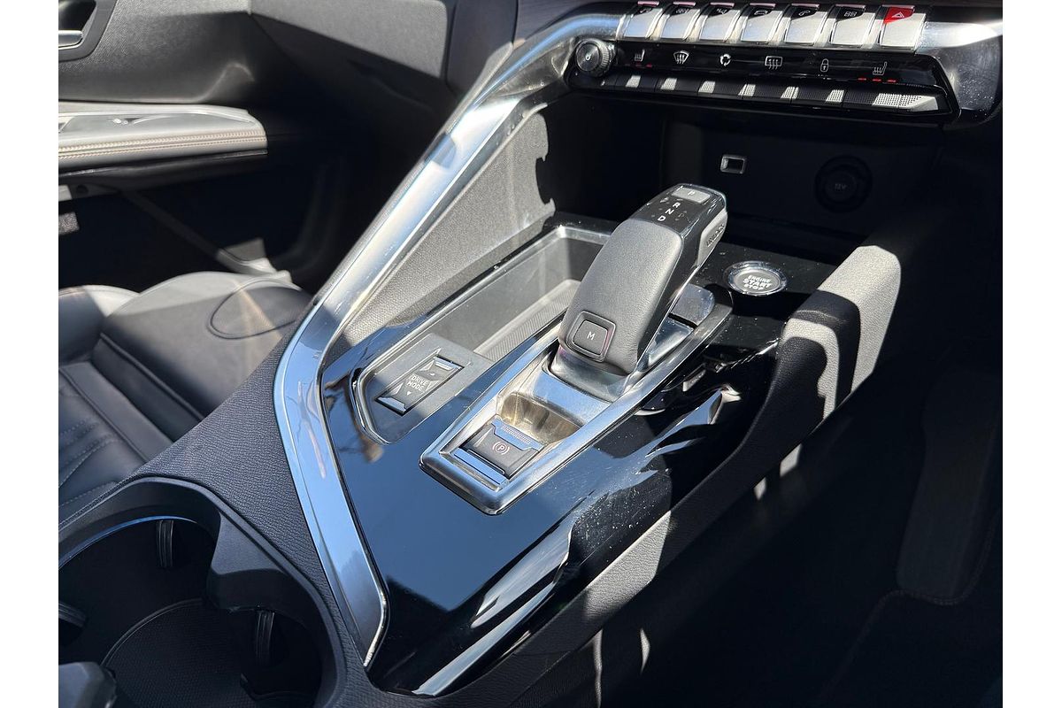 2022 Peugeot 5008 GT Sport P87