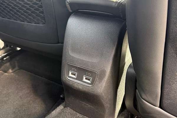 2023 Peugeot e-2008 GT P24