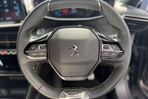 2023 Peugeot e-2008 GT P24