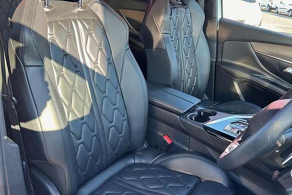 2022 Peugeot 5008 GT Sport P87