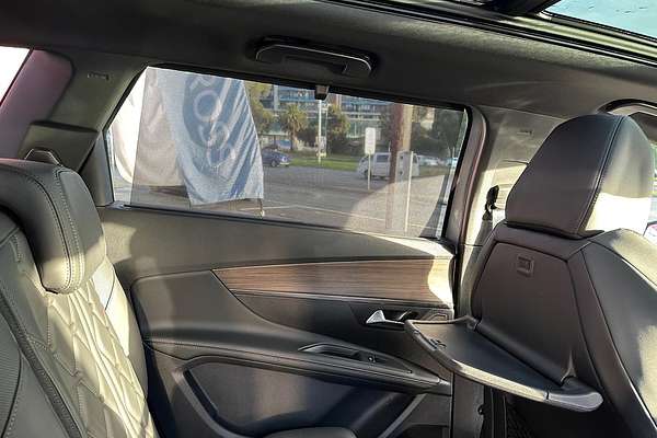 2022 Peugeot 5008 GT Sport P87