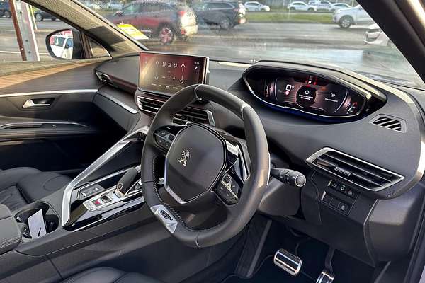 2022 Peugeot 5008 GT Sport P87