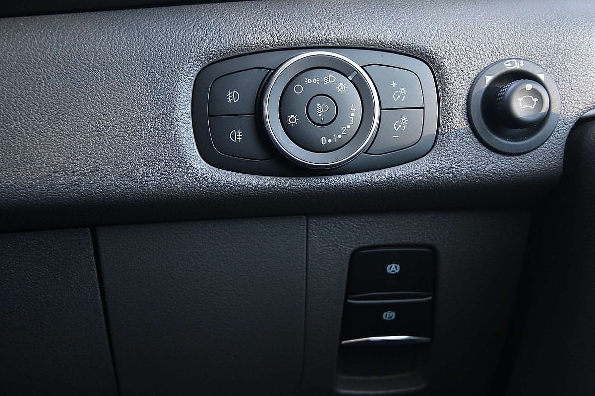 2023 Ford E-Transit 420L VO
