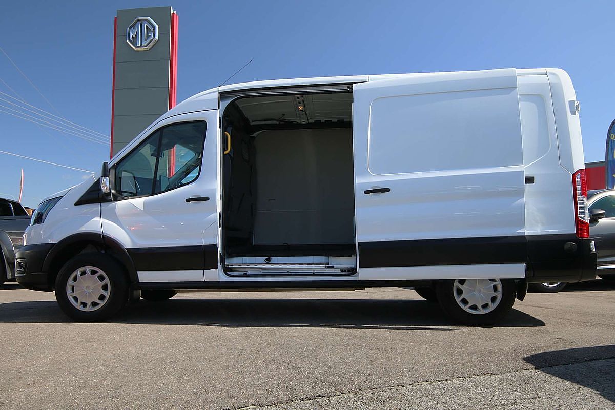 2023 Ford E-Transit 420L VO