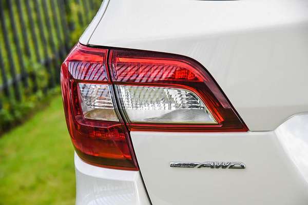 2017 Subaru Outback 2.5i 5GEN