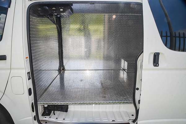 2016 Toyota Hiace TRH201R LWB