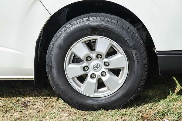 2016 Toyota Hiace TRH201R LWB