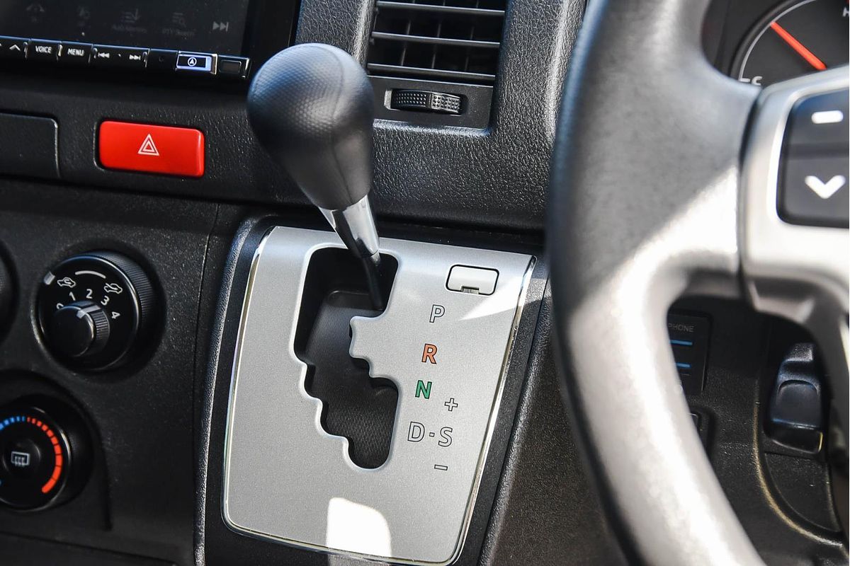 2016 Toyota Hiace TRH201R LWB