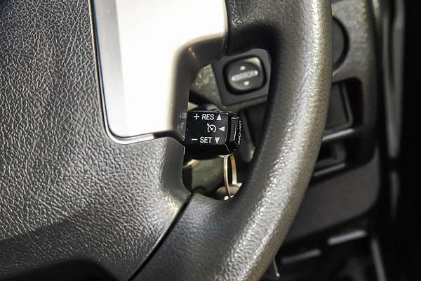 2016 Toyota Hiace TRH201R LWB