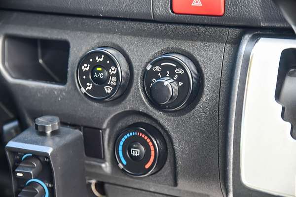 2016 Toyota Hiace TRH201R LWB