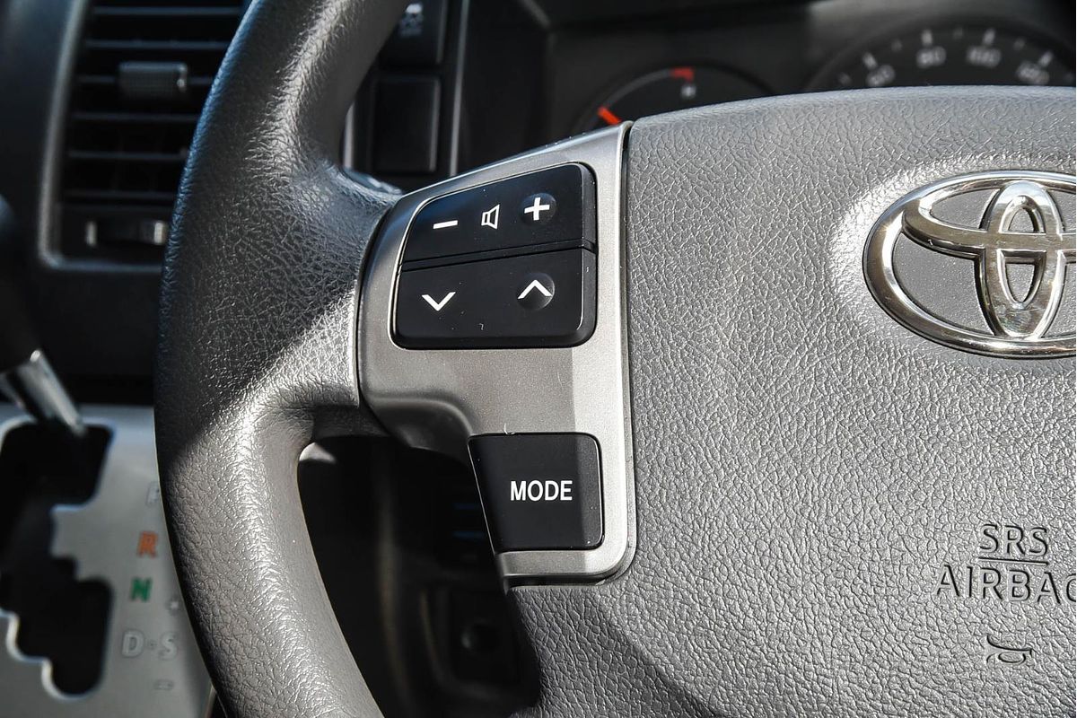 2016 Toyota Hiace TRH201R LWB