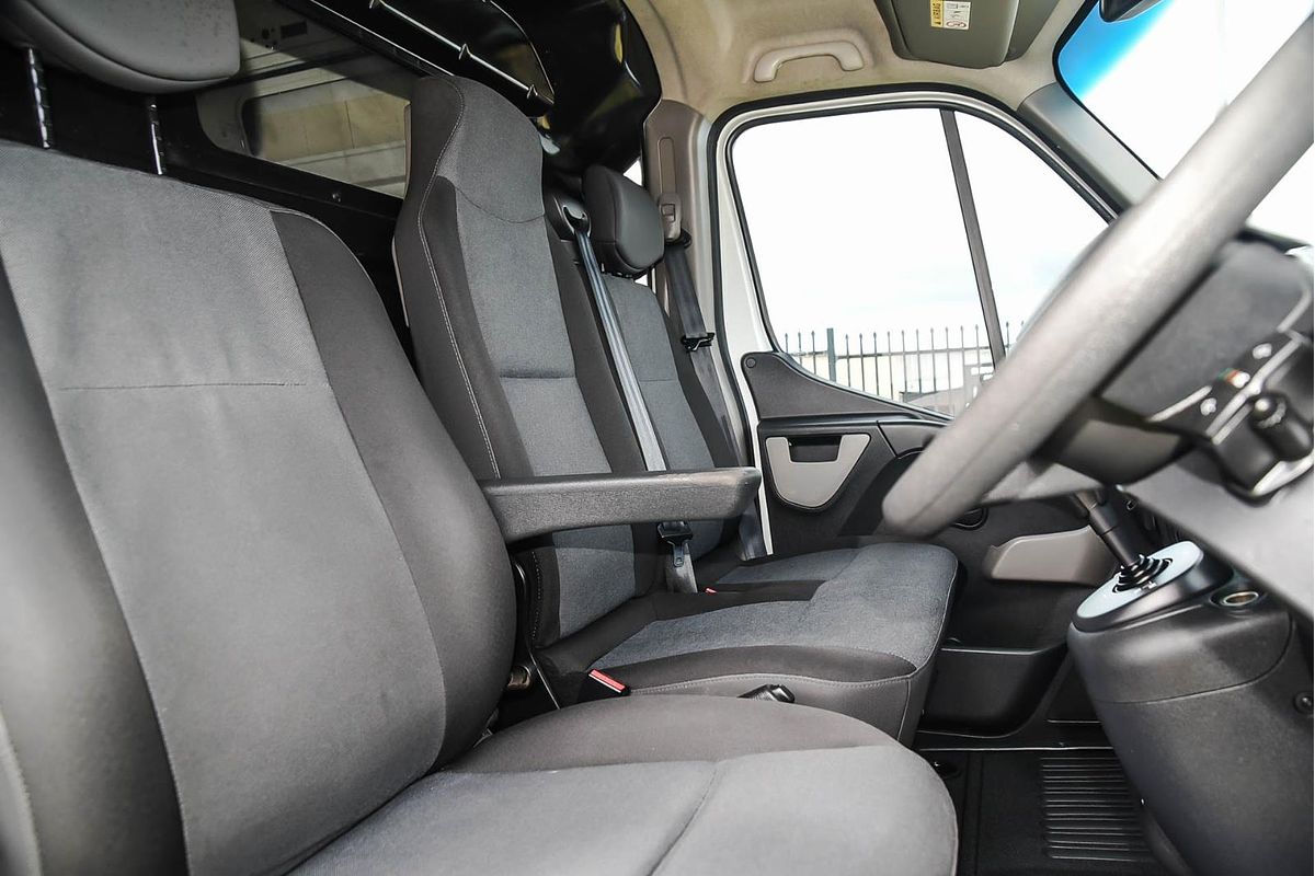 2017 Renault Master X62 LWB