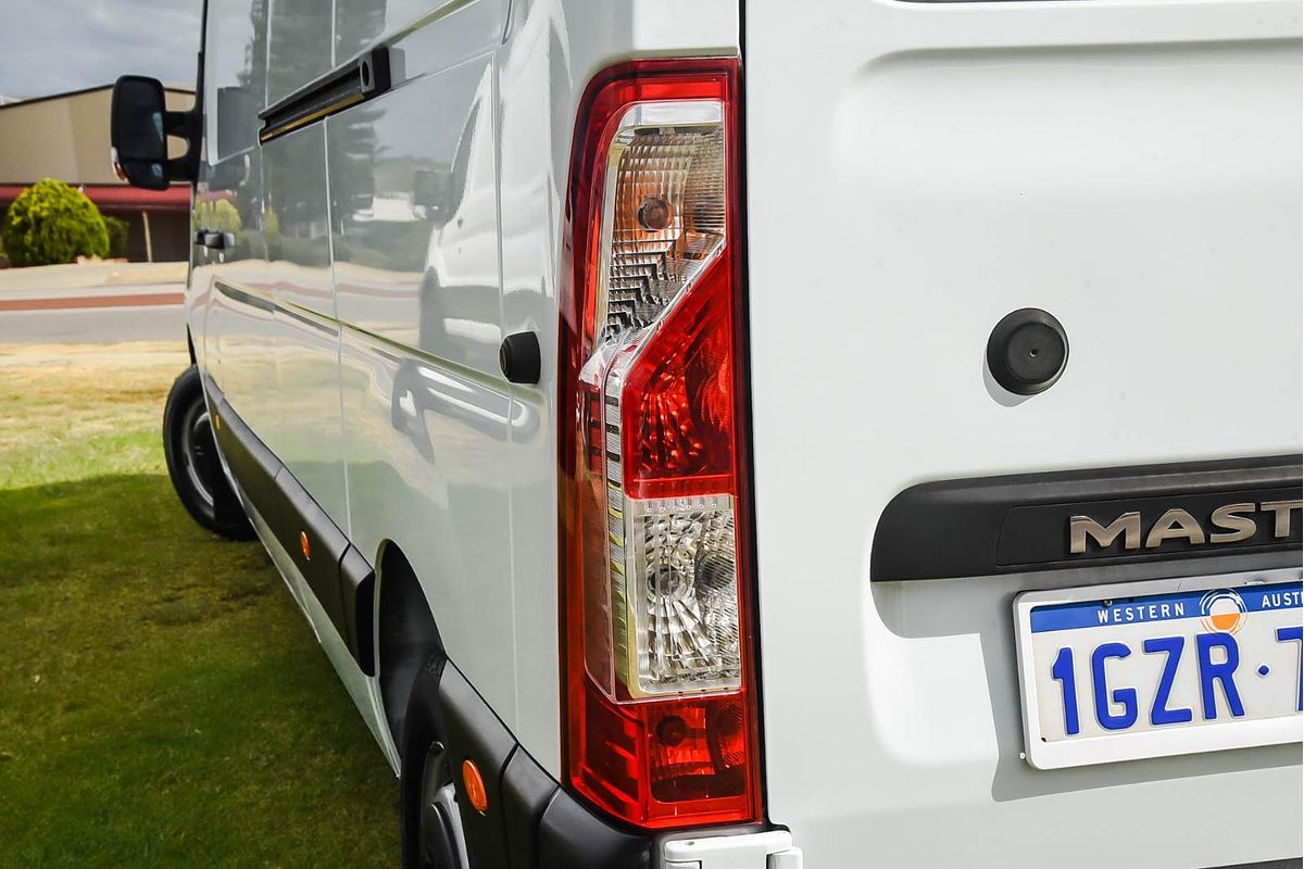 2017 Renault Master X62 LWB