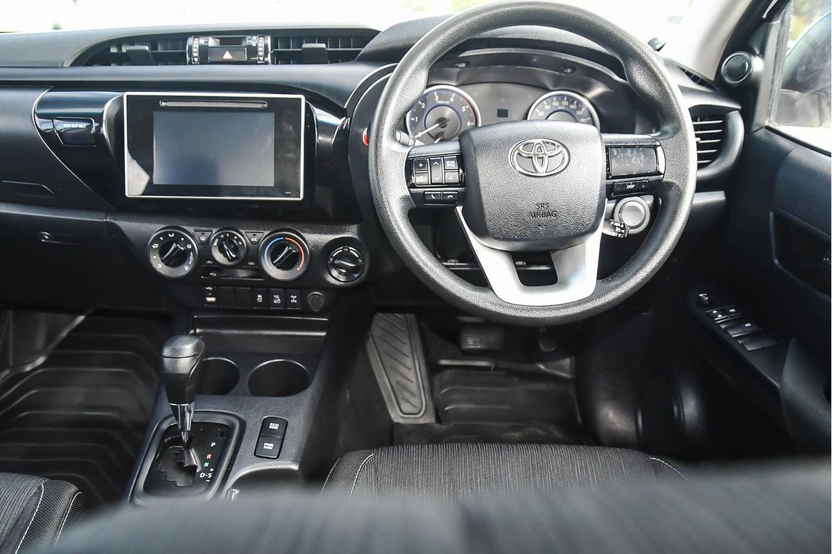 2018 Toyota Hilux SR GUN126R 4X4