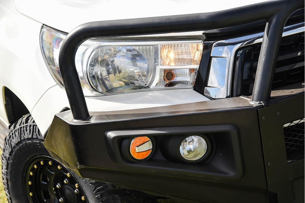 2018 Toyota Hilux SR GUN126R 4X4