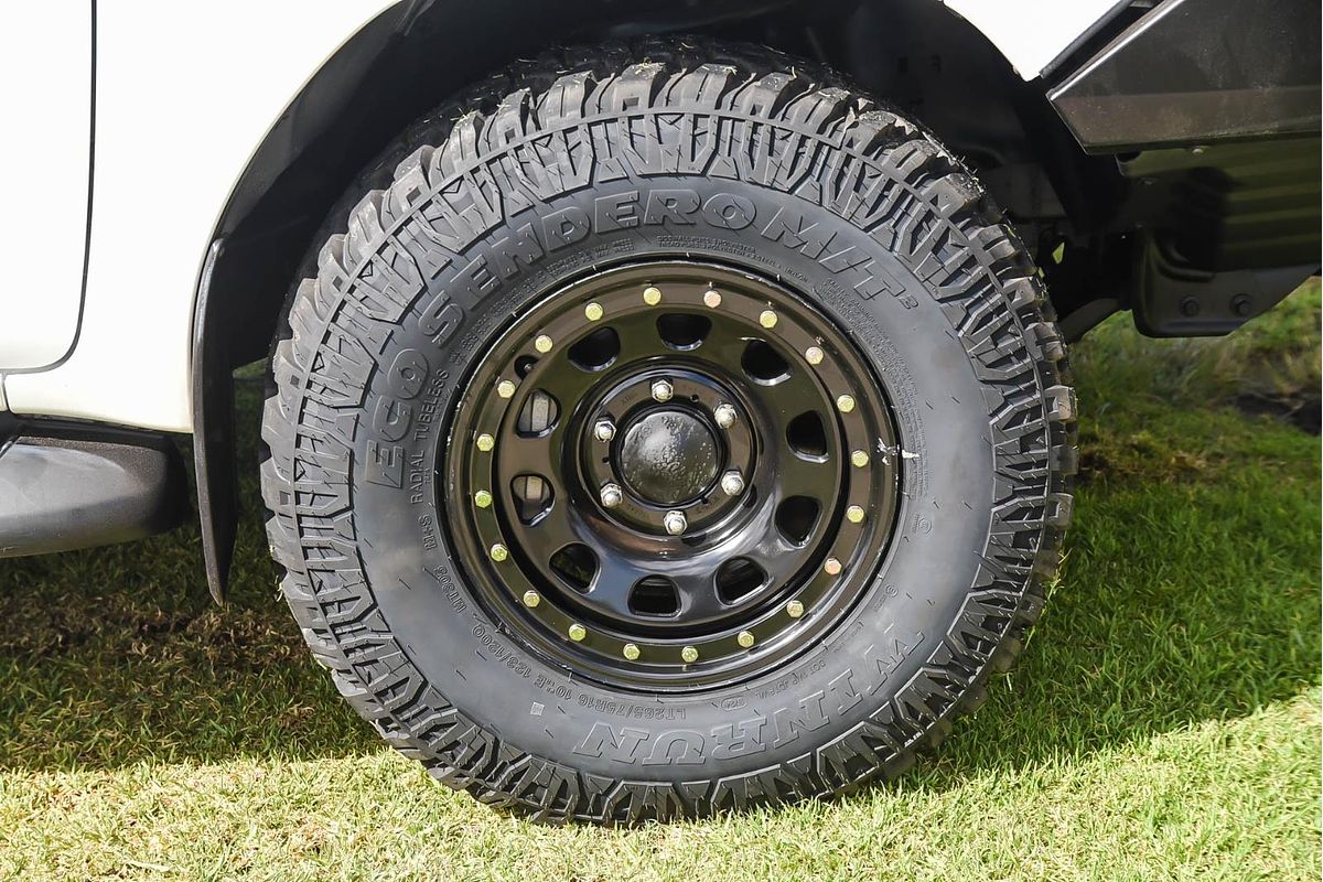 2018 Toyota Hilux SR GUN126R 4X4