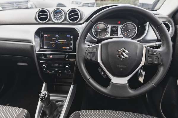 2016 Suzuki Vitara RT-S LY