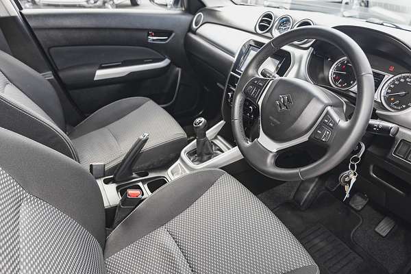 2016 Suzuki Vitara RT-S LY