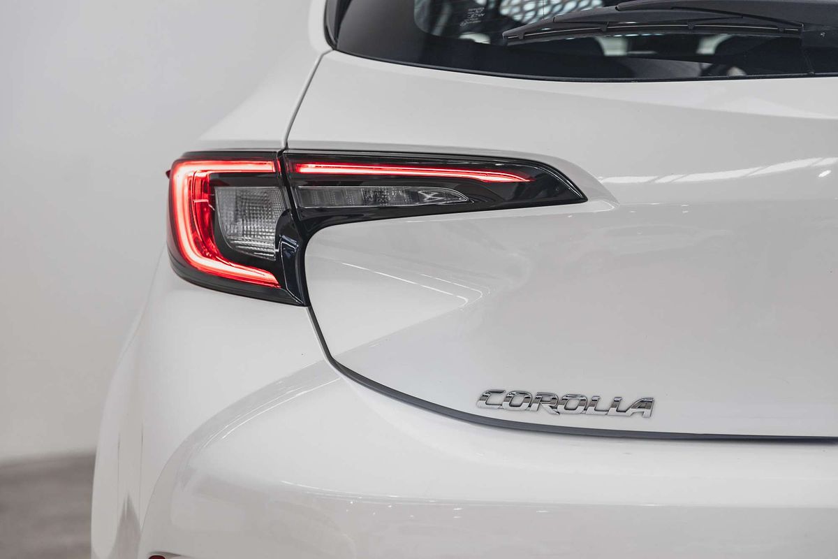 2023 Toyota Corolla Ascent Sport Hybrid ZWE219R