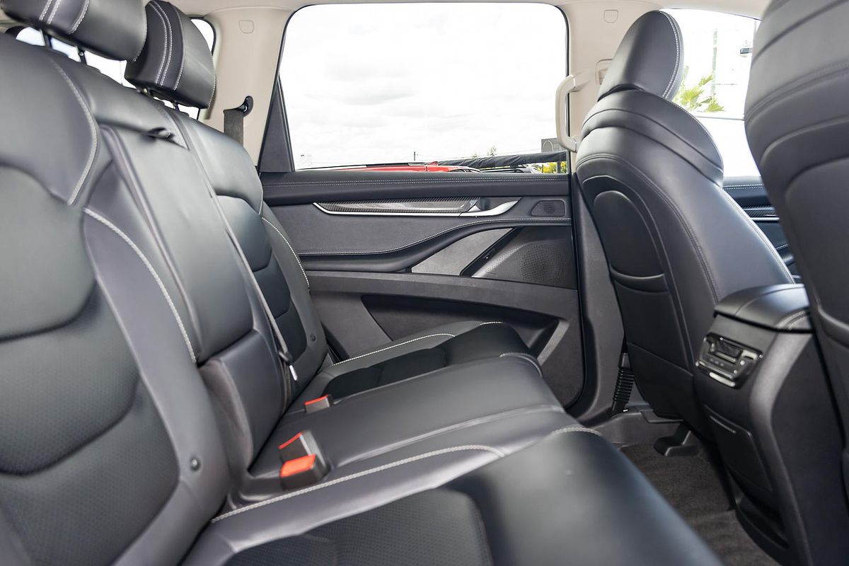2023 LDV D90 Executive SV9A
