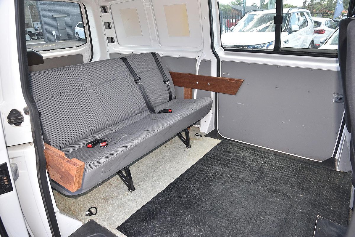 2015 Volkswagen Transporter TDI400 T5 LWB
