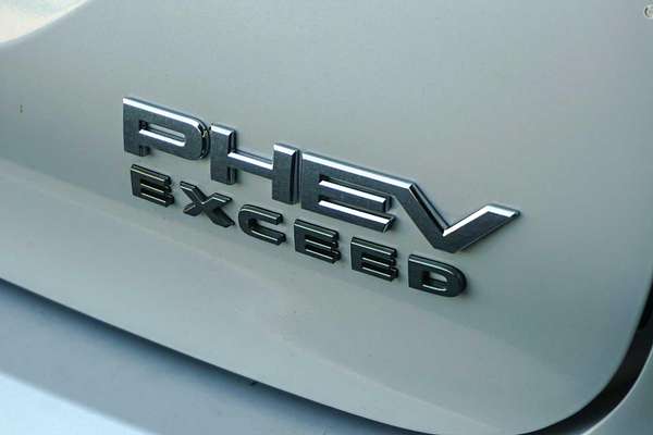 2024 Mitsubishi Outlander PHEV Exceed Tourer ZM