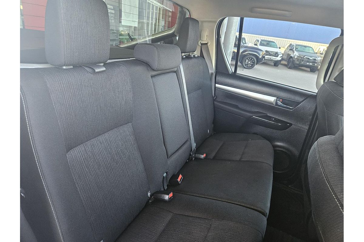 2018 Toyota Hilux SR5 GUN126R 4X4
