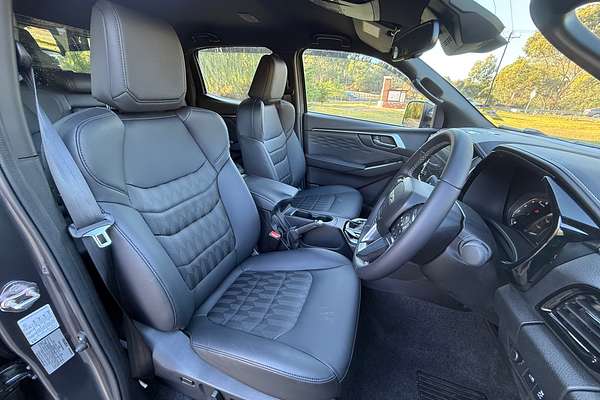 2024 Isuzu D-MAX LS-U+ 4X4