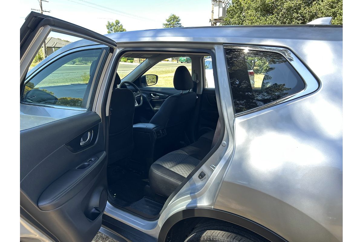 2017 Nissan X-TRAIL ST T32