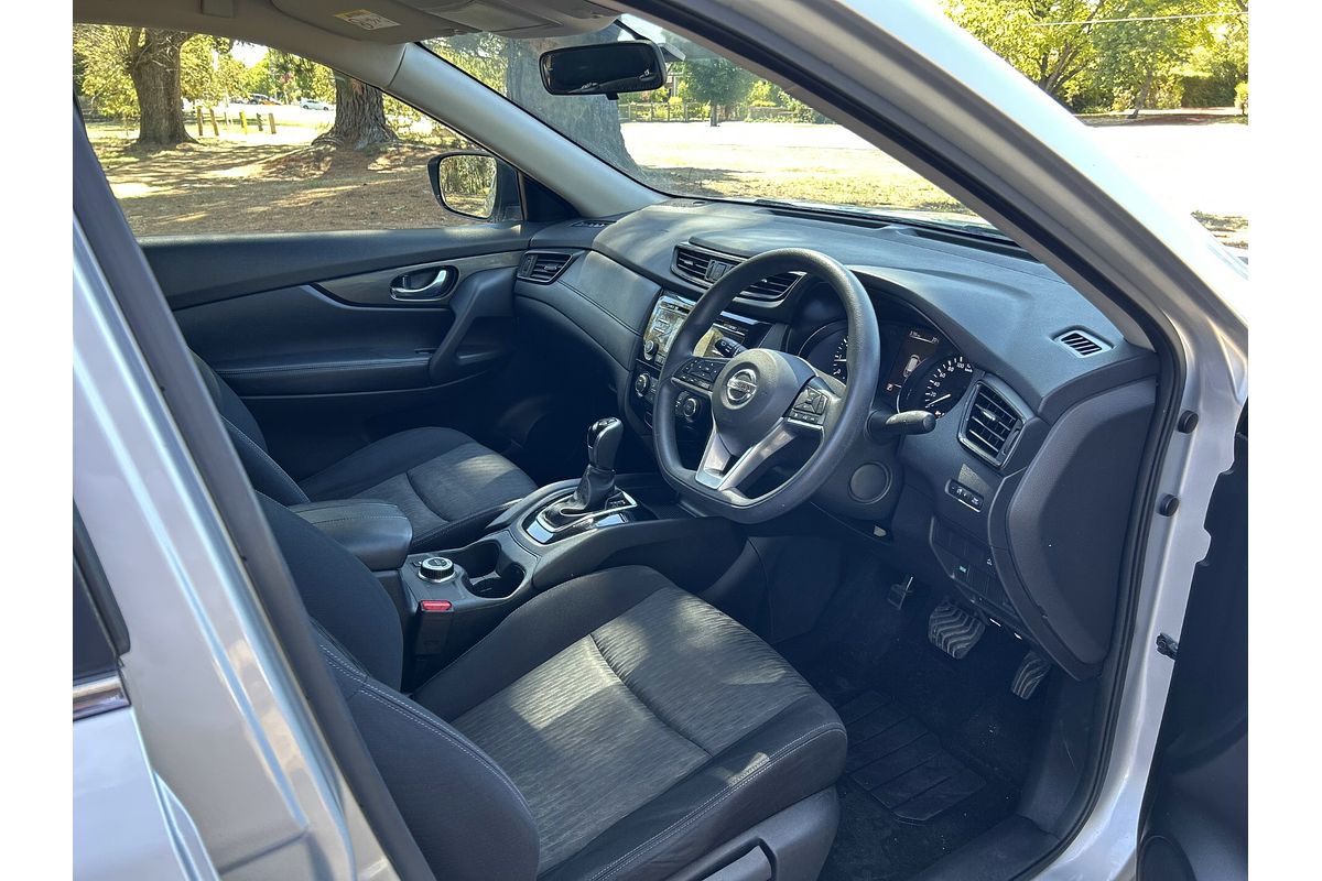 2017 Nissan X-TRAIL ST T32