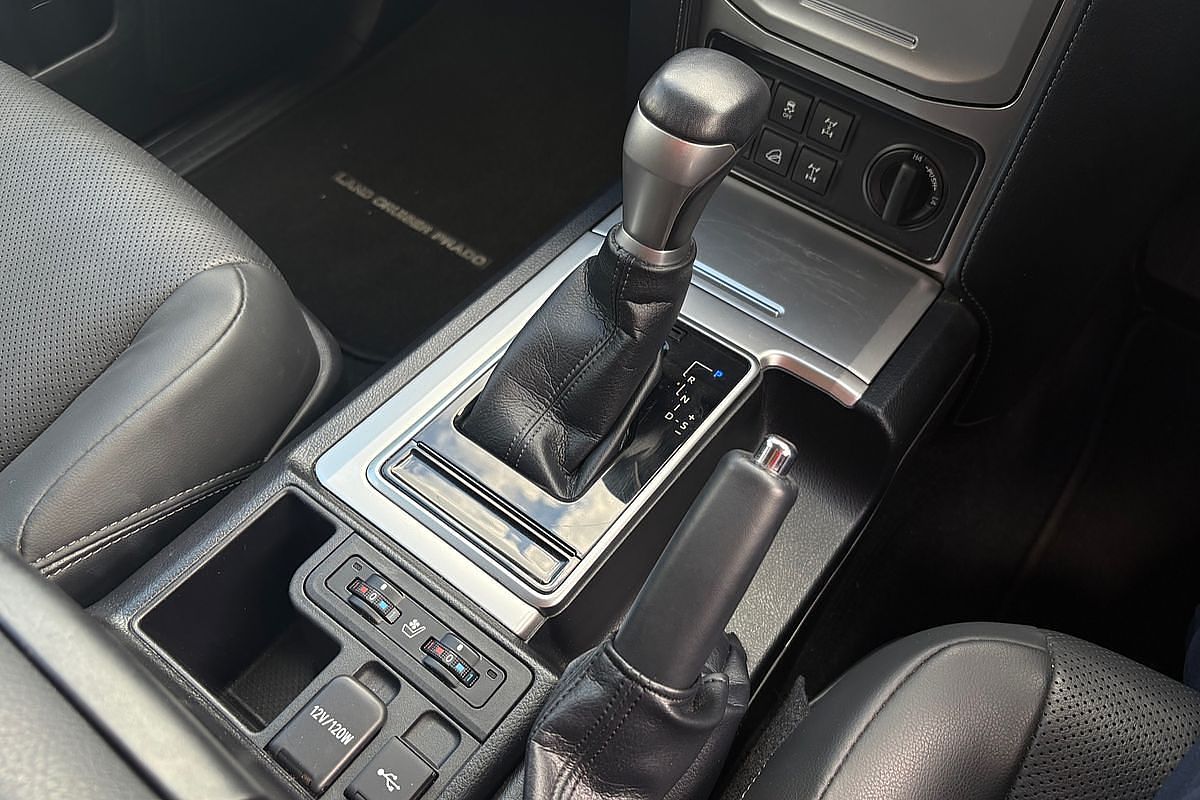 2023 Toyota Landcruiser Prado VX GDJ150R