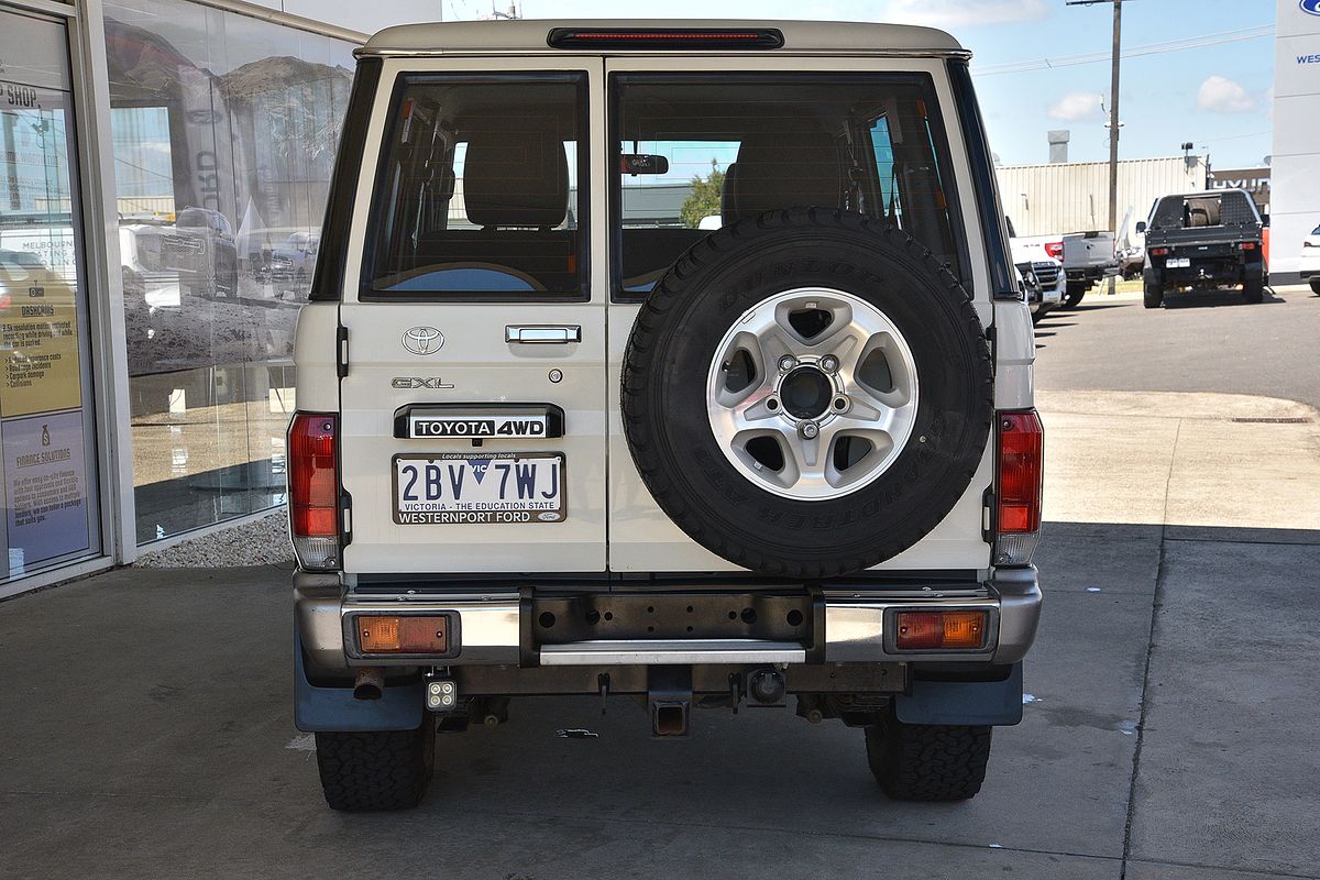 2019 Toyota Landcruiser GXL VDJ76R