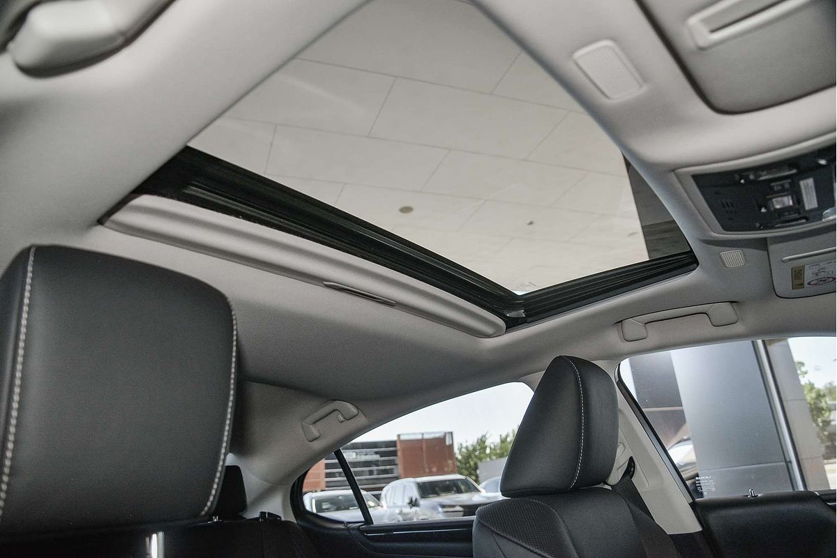 2021 Lexus ES ES300h Luxury AXZH10R