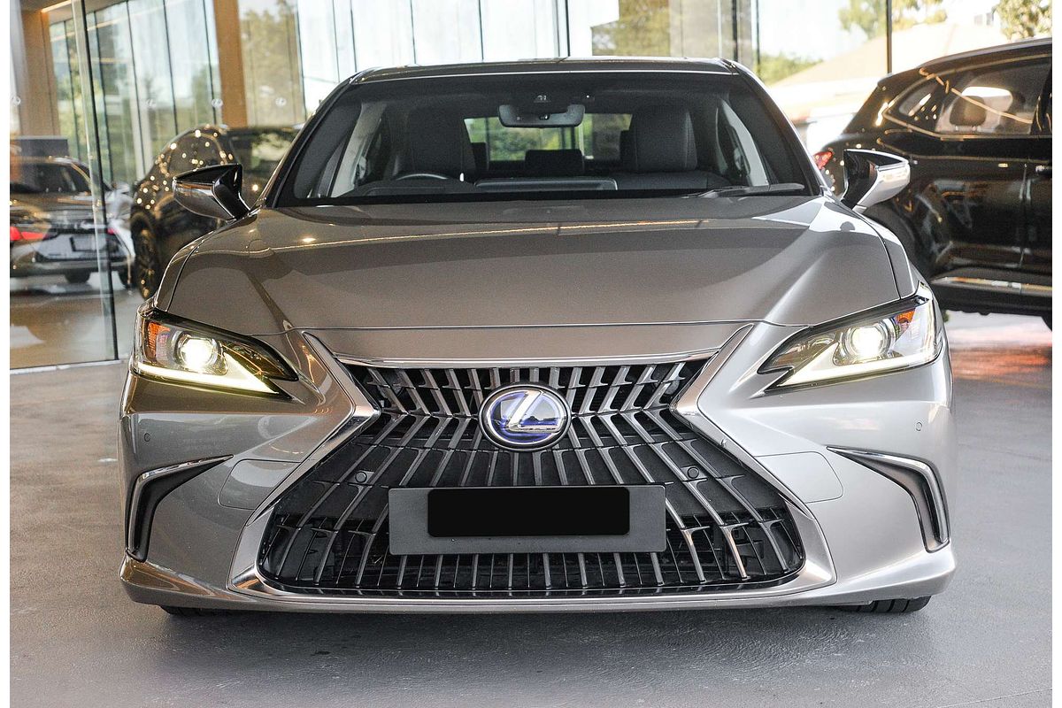 2021 Lexus ES ES300h Luxury AXZH10R