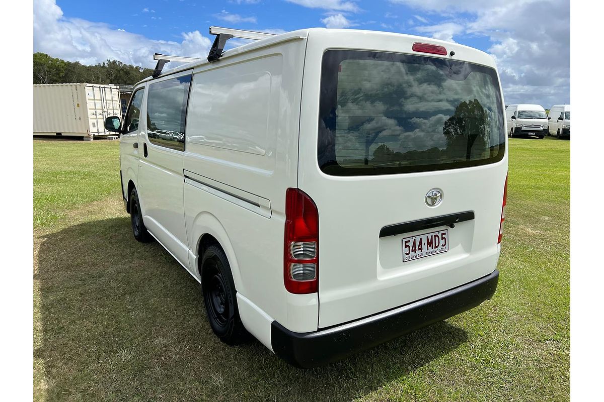 2017 Toyota Hiace KDH201R LWB