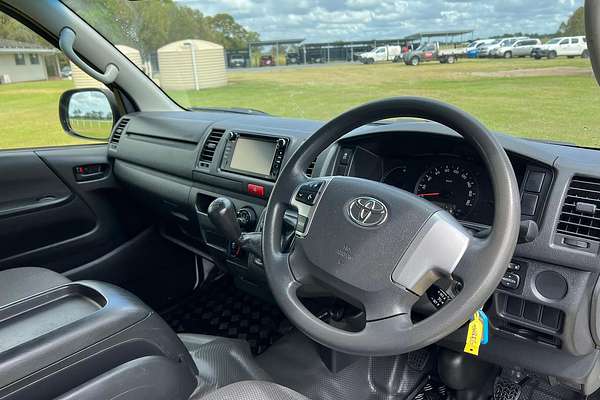 2017 Toyota Hiace KDH201R LWB