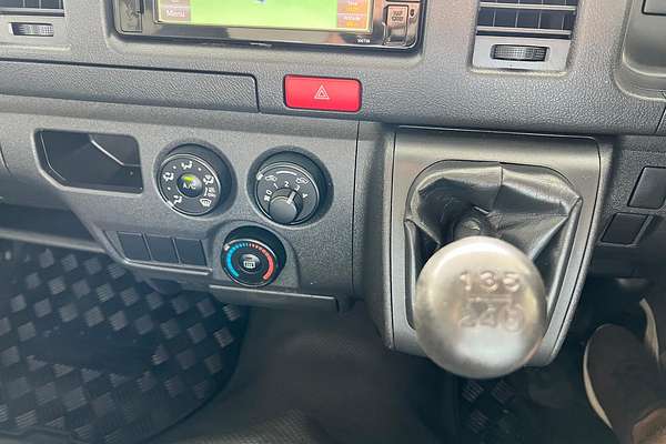 2017 Toyota Hiace KDH201R LWB