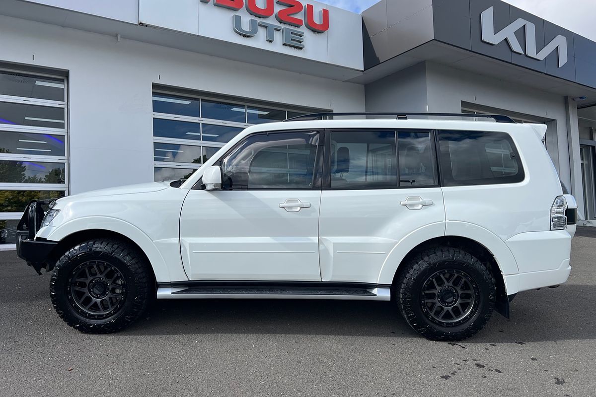 2021 Mitsubishi Pajero GLX NX