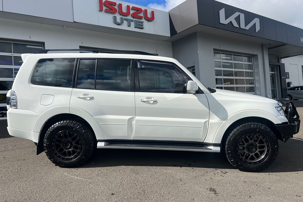 2021 Mitsubishi Pajero GLX NX