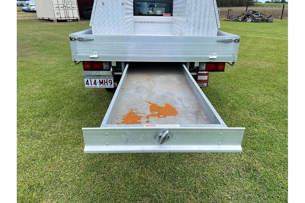 2018 Toyota Hilux Workmate TGN121R Rear Wheel Drive