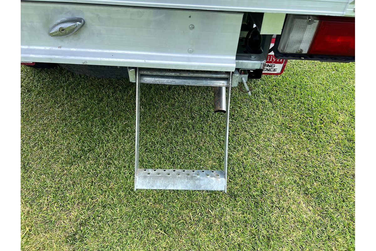 2018 Toyota Hilux Workmate TGN121R Rear Wheel Drive