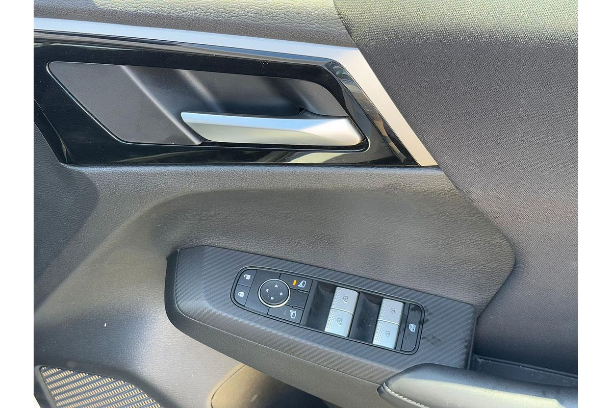 2023 Mitsubishi Outlander ES ZM