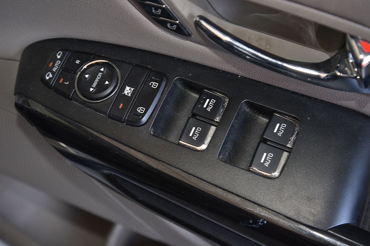 2020 Kia Carnival Platinum YP
