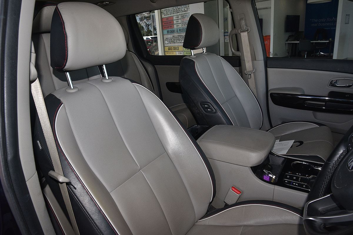 2020 Kia Carnival Platinum YP