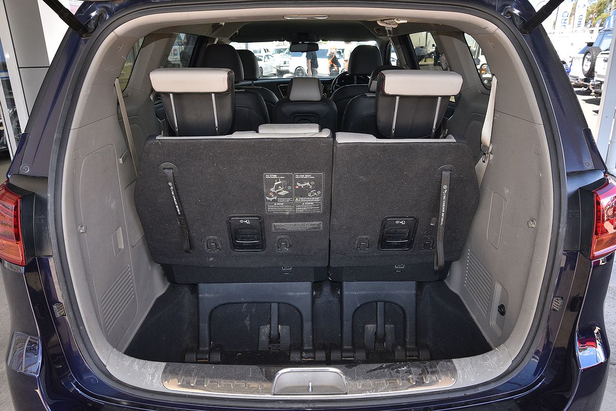 2020 Kia Carnival Platinum YP