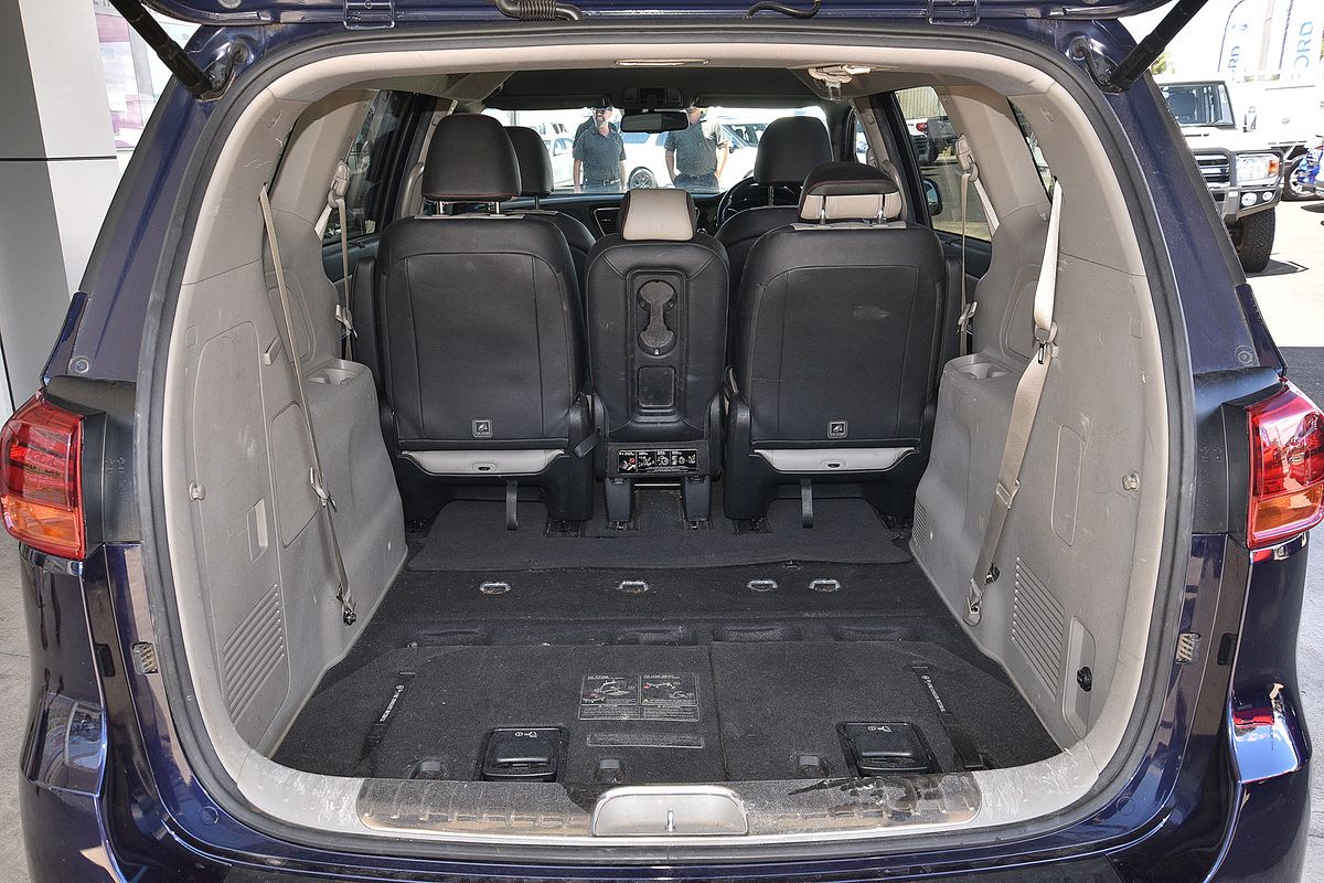 2020 Kia Carnival Platinum YP