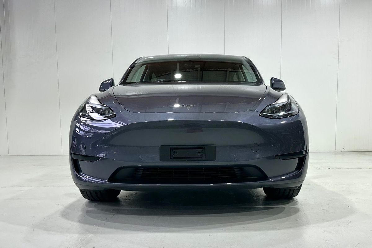 2023 Tesla Model Y Rear-Wheel Drive