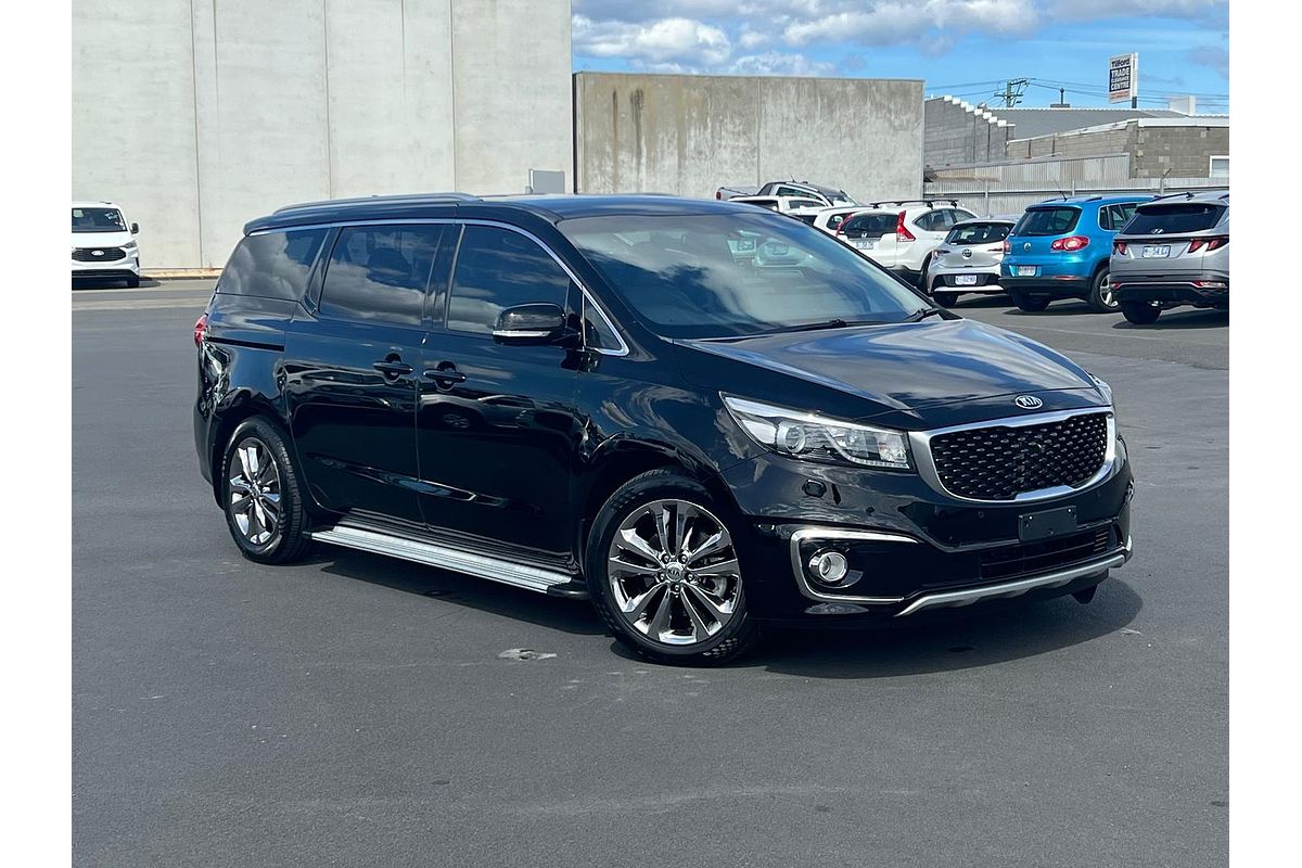 2017 Kia Carnival Platinum YP