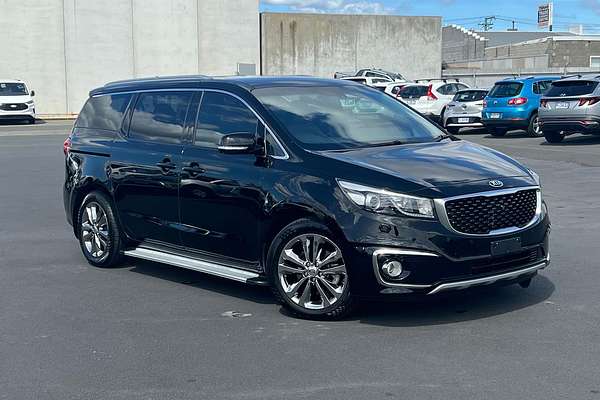 2017 Kia Carnival Platinum YP